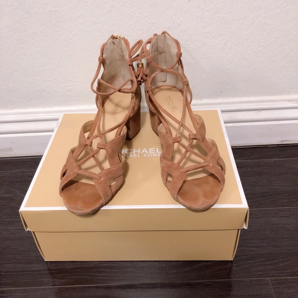 🎄SOLD🎄 Michael Kors strappy heels